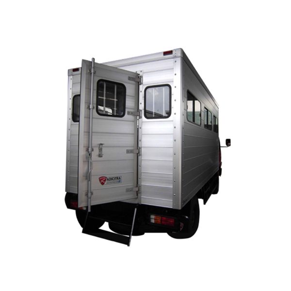 200428_aluminium_personnel-transportation_Toyota-Dyna-110-ST